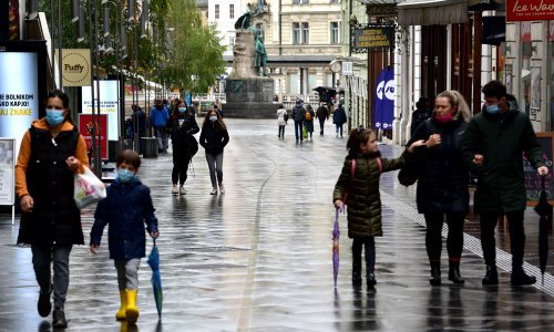 Slovenska vlada ne preporučuje turistička putovanja