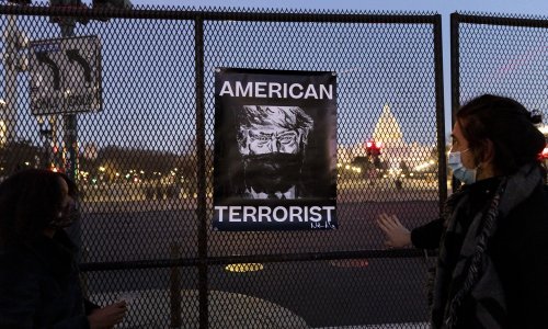 Uoči inauguracije napetost raste: Washington se pretvara u tvrđavu, a republikanci se ne odriču Trumpa