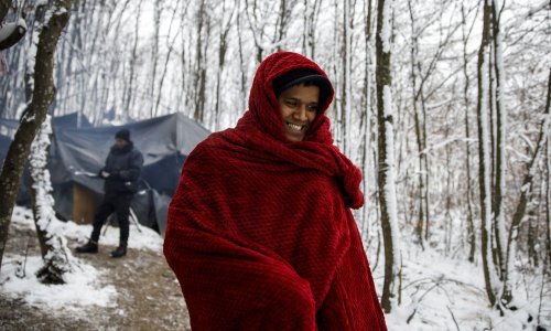 Potresne fotografije: Migranti u šumama uz hrvatsku granicu smrzavaju se na snijegu