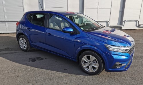 [FOTO/VIDEO] Novi Dacia Sandero proglašen automobilom godine po izboru francuskog časopisa L'Argus