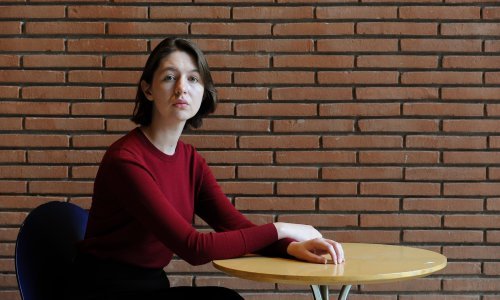 Knjiga koju se željno iščekuje: Autorica 'Normalnih ljudi', globalnog hita koji je oduševio i domaće čitatelje, uskoro izdaje novi roman