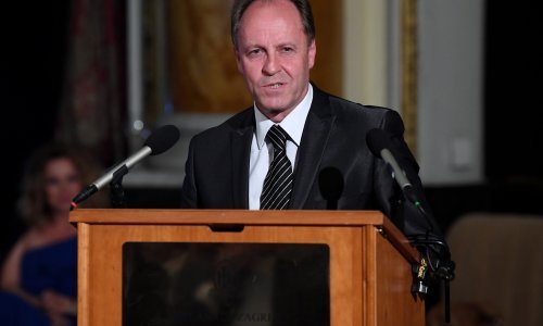 Članovi vijeća Filozofskog fakulteta: Šimpraga krši statut i akademske slobode