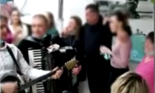 U COVID bolnici Dubrava medicinske sestre i pomoćno osoblje tulumarili uz svirače, bez poštivanja mjera