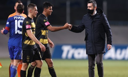 [VIDEO/FOTO] Nenad Bjelica ima itekako puno razloga za zadovoljstvo, ali ovom usporedbom s Dinamom pokazao je kako je i dalje 'na zemlji'
