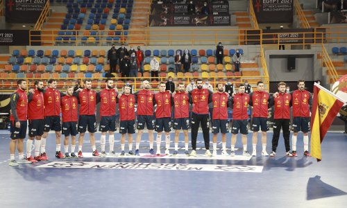 Španjolci pregazili Urugvaj i zasjeli na prvo mjesto skupine I; Katar pobijedio Bahrein