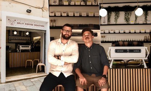 Ovaj splitski ugostitelj prava je žrtva apsurda epidemioloških mjera: Proizvodi kavu za van, a ne može je prodavati!