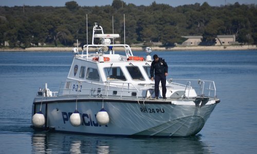 Turčin i Bugar uhićeni zbog izlova 520 kilograma trpova