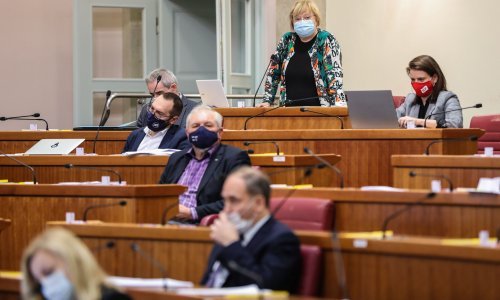 Mrak Taritaš poručila kako bi HGK trebala biti na tržištu: 'Onda bi njezine usluge plaćali oni koji bi u tome vidjeli interes', Milošević govorio o 'tradiciji od 168 godina'