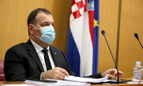 [FOTO] Sabor raspravlja o borbi protiv koronavirusa, Beroš otkrio: Covid kriza nas je dosad koštala preko 2,5 milijarde kuna