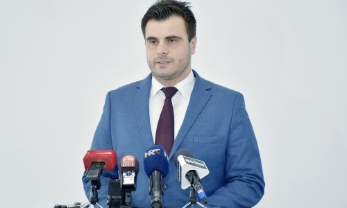 'Potez oporbe vrhunac je društvene neodgovornosti. Odlučili su okrenuti leđa svim stanovnicima koji žive na katastrofom zahvaćenom području'