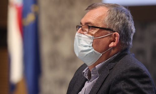 Zašto su se uzorci slali na sekvencioniranje u Španjolsku? Capak tvrdi da su morali, stručnjak s Ruđera da nisu