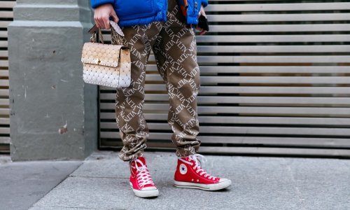 Platnene tenisice koje nikad ne izlaze iz mode zablistale u novom ruhu