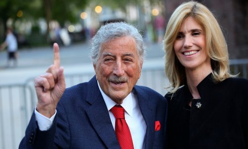 Supruga legendarnog pjevača Tonyja Bennetta: 'Nadam se da će samo zaspati i da će to biti to'