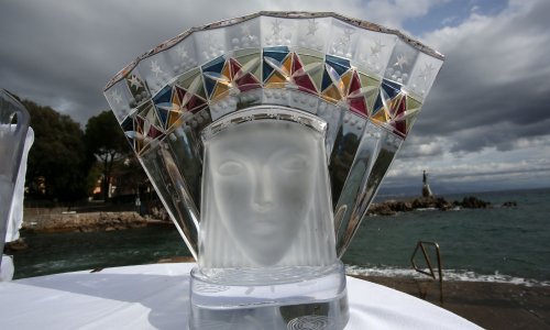 Nešto drugačije izdanje: Izvođači na Doru moraju donijeti negativan test na Covid-19, spektakl ide bez publike, a glasat će se putem televotinga