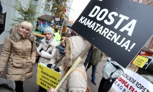Udruga Franak slavodobitno: Pobijedili smo banke!