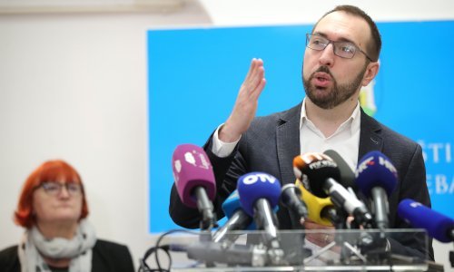 Tomašević: Vanđelić želi biti stalni ravnatelj Fonda i gradonačelnik. Očito ima i druge kalkulacije i igre u HDZ-u