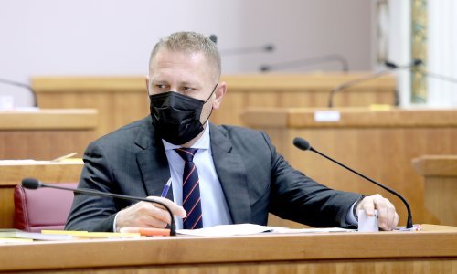 Beljak o eksploataciji ugljikovodika u Saboru: Radi se o paravanu da bi se pronalazila nova ležišta nafte i plina