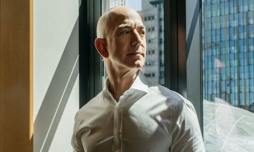 Njegovo bogatstvo broji se u milijardima, a nevjerojatnih 500 milijuna dolara Jeff Bezos utrošio je na luksuzne nekretnine i to diljem Amerike, pogledajte gdje