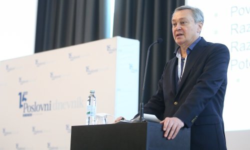 U godini koronakrize rasli štednja i krediti, a dobit banaka više nego prepolovljena