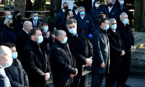 Beroš objasnio zašto je na Tuđmanovu pogrebu moglo biti više od 25 ljudi, a na drugim sprovodima ne