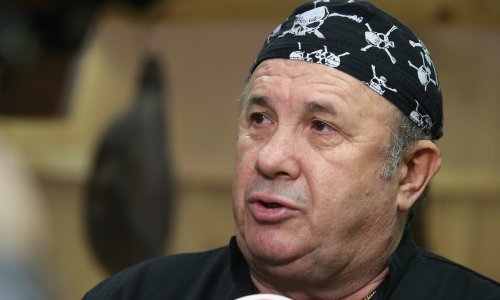 [VIDEO] Kerum o tulumu sa sucima: Ja nisam zvao nikoga! Karaman je doveo kretena koji je to snimio