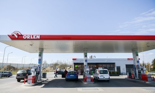 Poljski regulator odobrio državnoj rafineriji preuzimanje medijske grupe