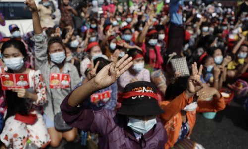 Mjanmarska policija pucanjem u zrak rastjerala prosvjede