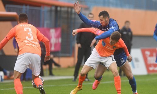 [VIDEO] Vjetar i kiša ubili utakmicu Šibenika i Varaždina; ne pretjerano uzbudljiv susret završio je remijem bez golova