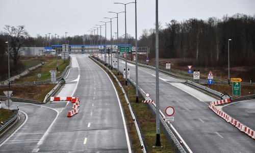 Vozilo u kvaru u tunelu Sv. Rok, promet jednim trakom