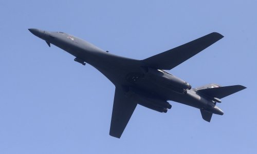 [VIDEO] Amerikanci zbog ruskih provokacija na Arktiku raspoređuju bombardere uz koje se veže niz kontroverzi