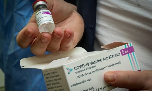 I u Osijeku počelo cijepljenje AstraZenecinim cjepivom