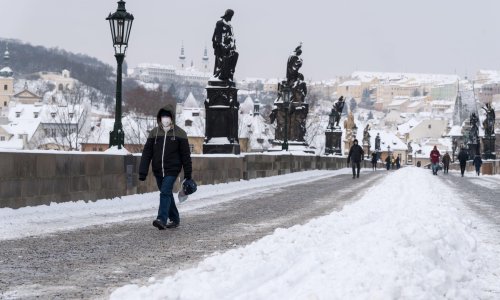 Češki parlament odbio produžiti izvanredno stanje: Otvaraju se prodavaonice, ukida policijski sat