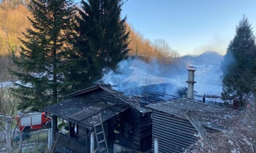 Vatrogasci imali pune ruke posla; gorjelo je od Istre do Slavonije, ima ozlijeđenih: Požari nisu predstave, na njima postoji realna opasnost za sve osobe koje se nalaze u blizini