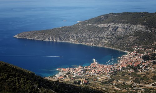 U Komiži će se graditi ribarska luka vrijedna 37 milijuna kuna