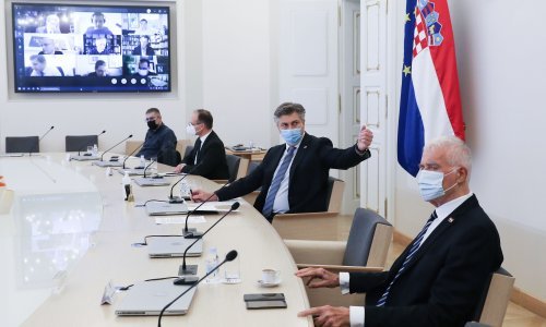 Premijerov posebni savjetnik Kusić cijepio se u klinici kojoj je na čelu; Lauc poručuje: Puno bolje je cijepiti bilo koga pa makar prvu osobu s ceste, nego da ta doza propadne