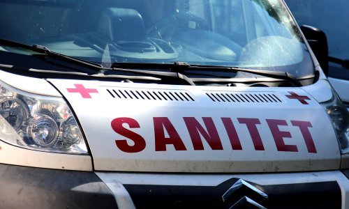 [FOTO/VIDEO] Više od 700 vozača saniteta od utorka u bijelom štrajku: Uzeli im koeficijent, a posebnu nagradu za skrb korona pacijenata nisu ni vidjeli