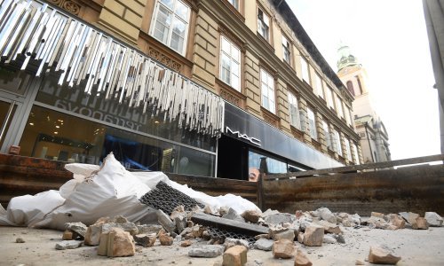 Glas: Za opadanje fasade u Zagrebu krivi Plenković i Bandić