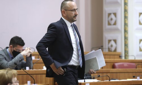 Zekanović: Vučković je zabila zadnji čavao u lijes proizvodnje šećera