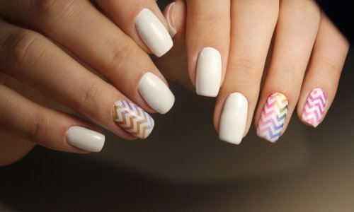 Ideje za proljetnu manikuru koje će vas osvojiti svojom originalnošću