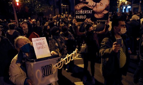 Deseci ozlijeđenih u prosvjedima nakon uhićenja repera u Kataloniji