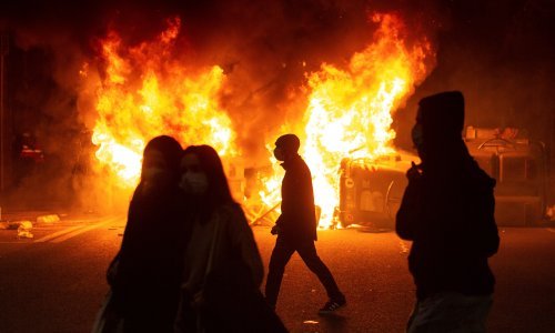 Veličao 'terorizam' i pozivao na smrt kraljevske obitelji: U neredima zbog uhićenja repera 44 privedena u Španjolskoj