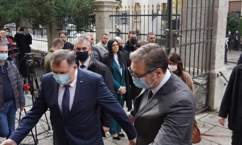 Federacija BiH prihvatila cjepivo od Vučića, Dodik najavio da će BiH tužiti Covax ako probije rok