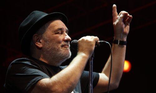 Oproštaj od legendarnog kantautora: Za Đorđem Balaševićem svi tuguju - neutješna publika, političari, glazbenici, glumci