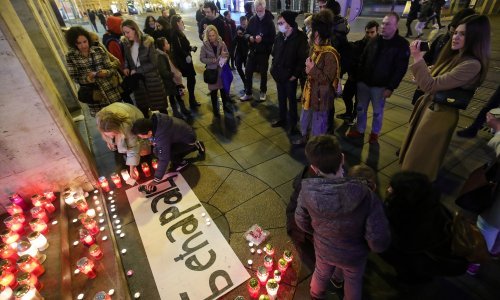 Pozdrav Balaševiću i iz Zagreba: Kod Name na Ilici natpis 'bećarac' na ćirilici