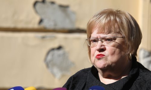 Mrak Taritaš upozorava da obnova Zagreba niti nakon 11 mjeseci nije počela: Vanđelić je iskoristio pet minuta slave; o lokalnim izborima kaže: Nije bitno zna li netko ćirilicu ili ne