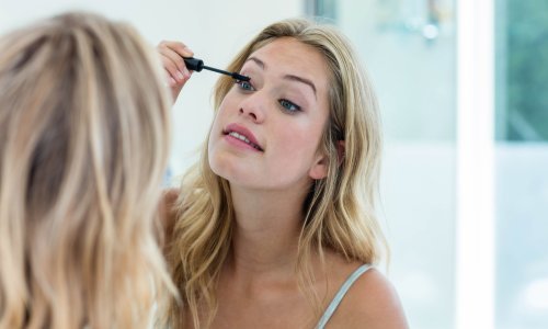 Top pet povoljnih maskara prema izboru vizažista: Cijenom pristupačne, a kvalitetom ništa lošije od skupih konkurentica