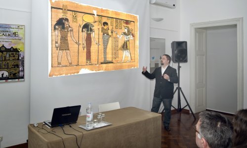 Daniel Rafaelić priča priče starih Egipćana