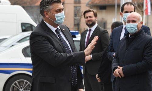 Plenković poslao poruku šefu SDP-a: Najvažnije je da on malo provede jednu vježbu introspekcije