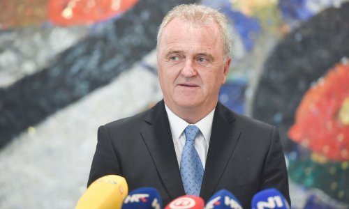 Hrvatska udruga turizma: Covid propusnice ne smiju biti preduvjet za putovanja; potpore produljiti do kraja 2021.