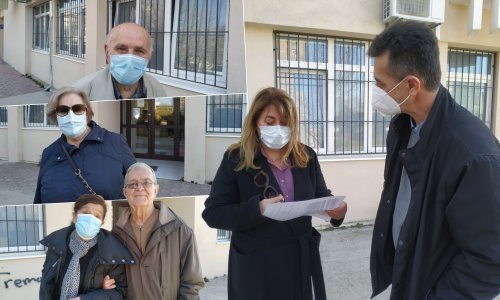 [FOTO] Provjerili smo kako teče cijepljenje u Splitu i zarazili se umirovljeničkim optimizmom: '57 smo godina u braku pa bi bilo lijepo da smo i to obavili skupa, ali fala bogu'